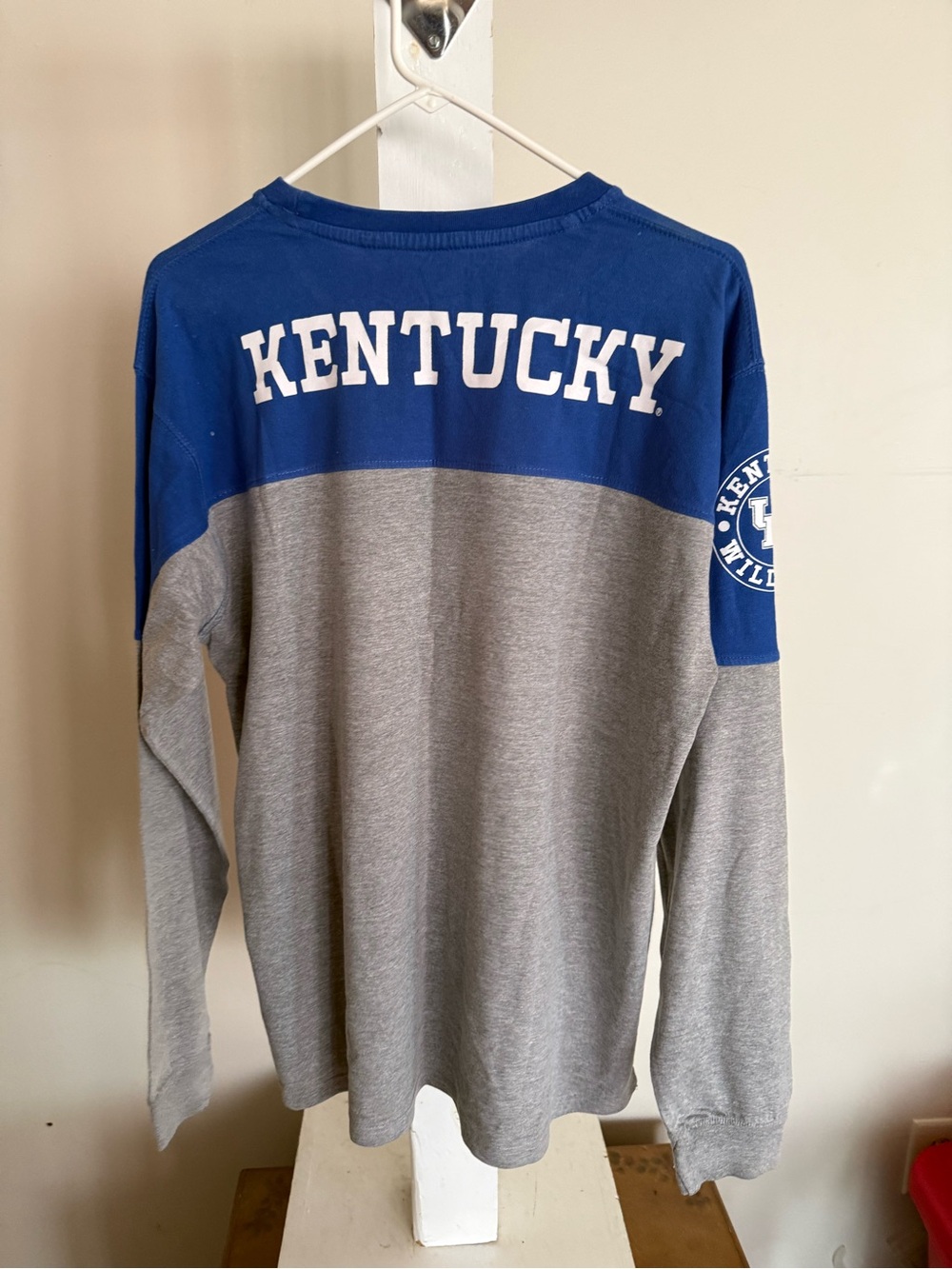 Kentucky Wildcats Sweatshirt - Picture 6 of 10